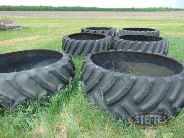(6) Tires for feed bunks _1.jpg